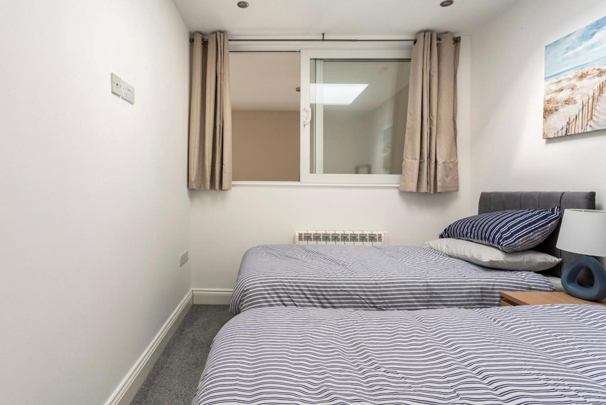 Beautiful 2 Bed Apartment Just Steps To The Beach Weymouth Exterior foto